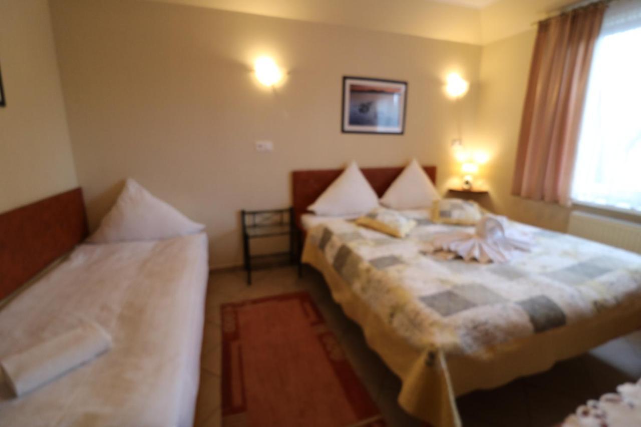 Villa Sorento Mielno  Exteriör bild